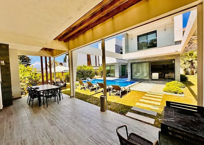 Luxury Swan 5 With Private Pool 别墅 库萨达斯