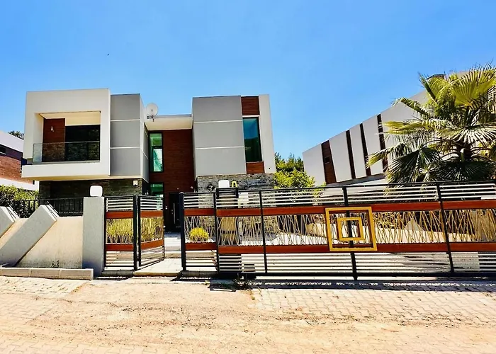 Villa Luxury Swan 5 With Private Pool