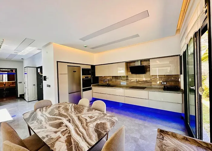 Вилла Luxury Swan 5 With Private Pool *